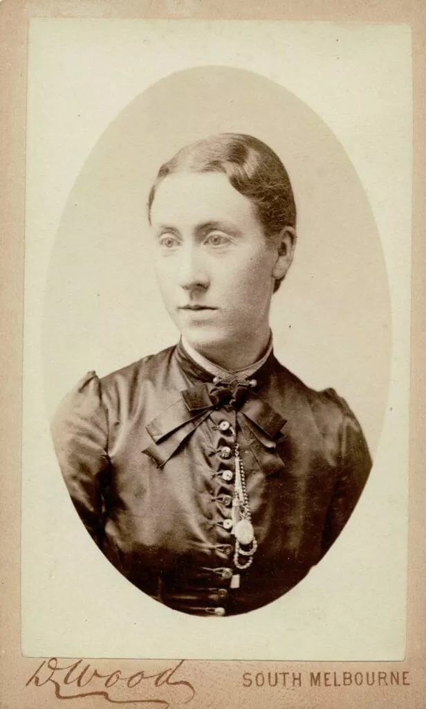 1872. Emily Edith Smith (WJ Inglis’ wife) born, Bellarine. In later years, Marj remembers Grandma as “an avid bowler, coming home with lots of trophies (spoons)!”  Also that she “was a great cook and made excellent scones!”
